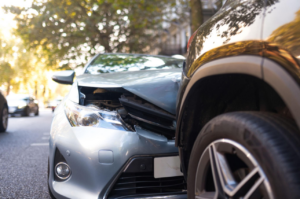 Auto je oštećen, ali može da se vozi – da li je to dobra ideja?